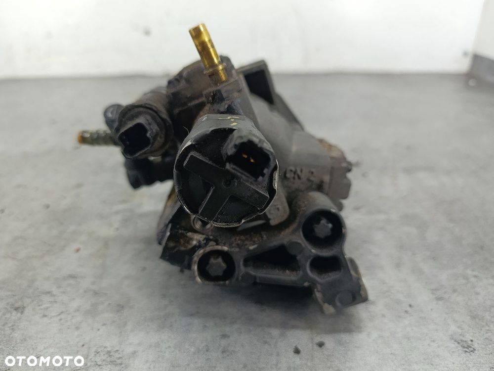 POMPA WTRYSKOWA RENAULT CLIO III 8200663258 5WS40153  A2C20000754  SIEMENS - 6