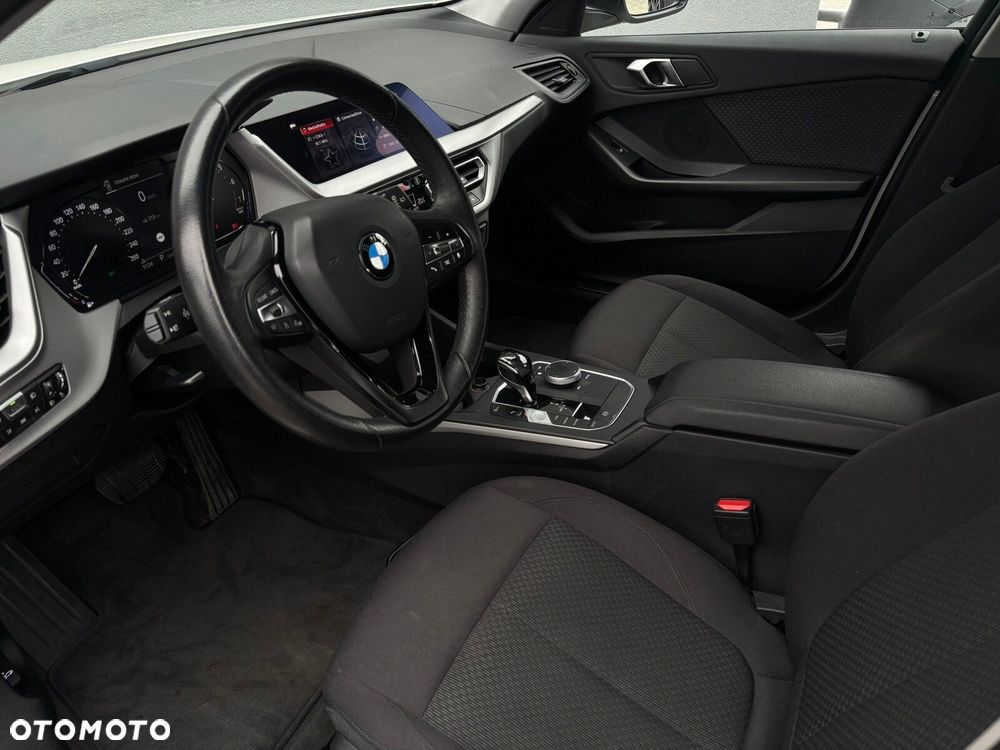 BMW Seria 1 118i - 7