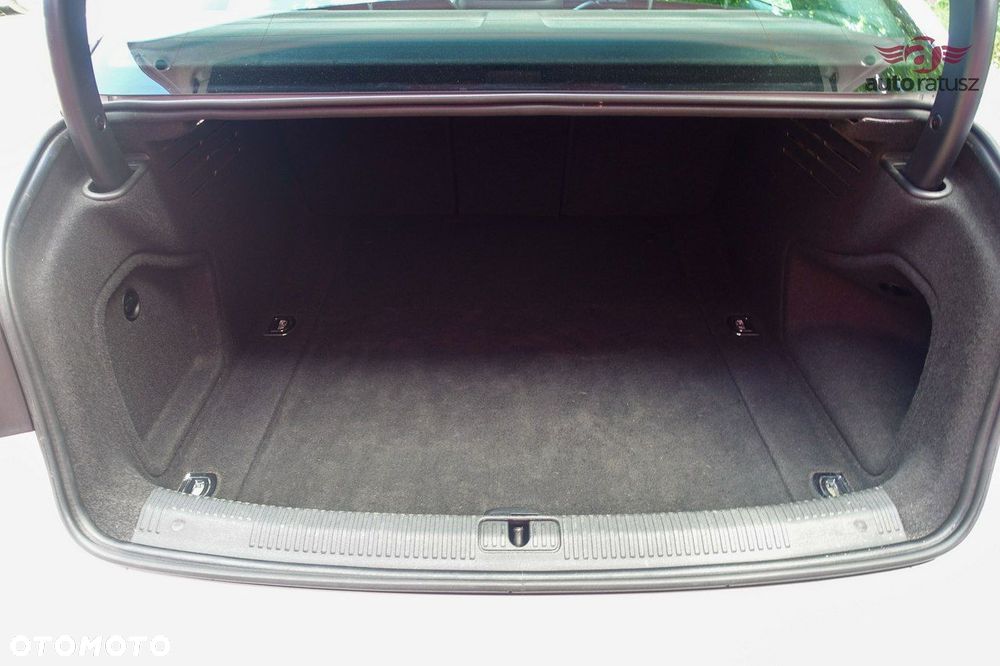 Audi A4 Limousine - 40