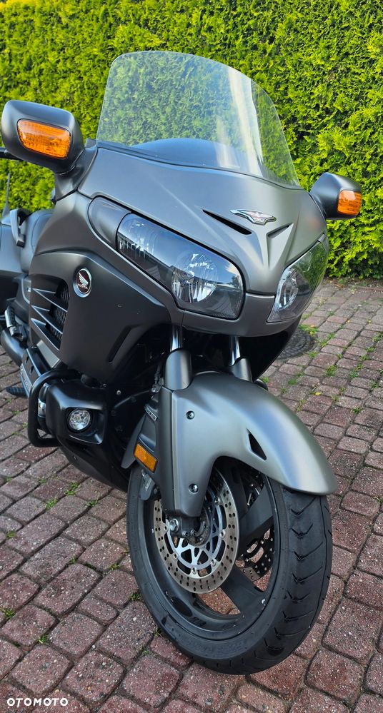 Honda GL - 3