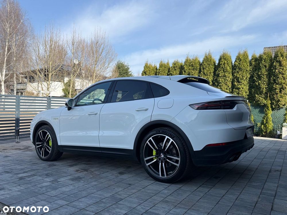 Porsche Cayenne E-Hybrid - 6