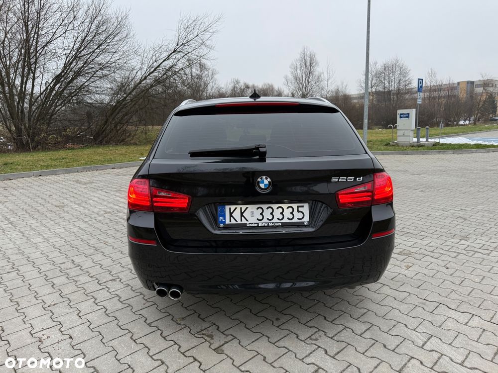 BMW Seria 5 525d Luxury Line - 5