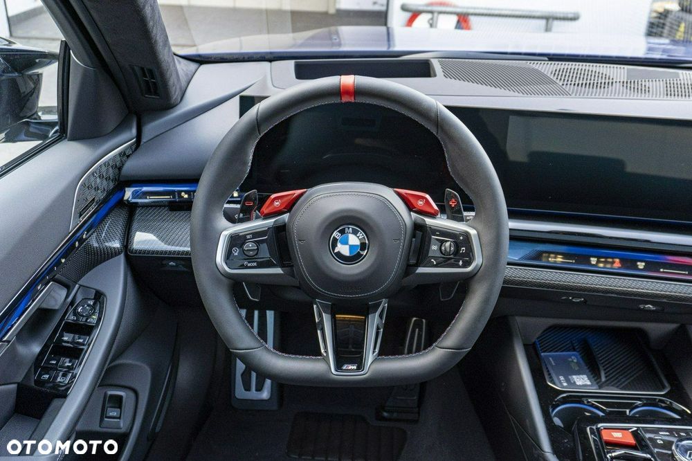 BMW M5 xDrive - 19