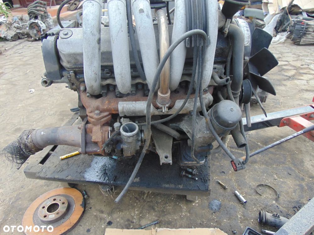 Silnik VW LT 2,8/35 AHD 2,5 TDI bez pompy - 2