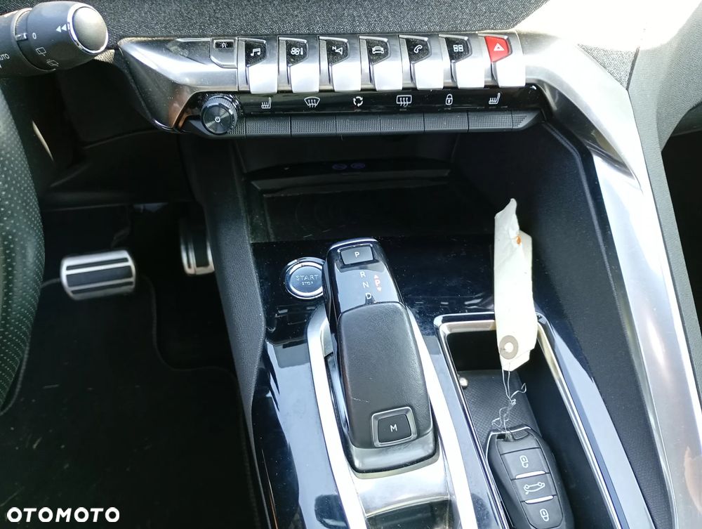 Peugeot 3008 THP 165 EAT6 Stop & Start Active - 17