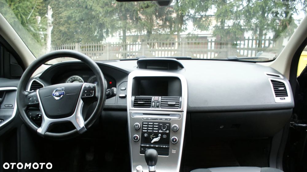 Volvo XC 60 D3 AWD Momentum - 10