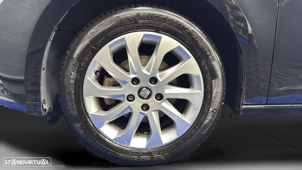 SEAT Leon 1.6 TDI ECOMOTIVE Reference - 13