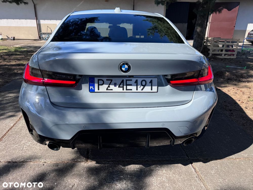 BMW Seria 3 320d xDrive mHEV M Sport - 6