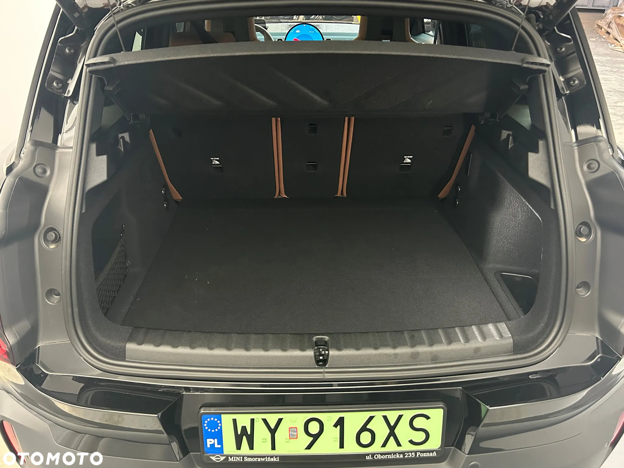 MINI Countryman E 66.5kWh Linia Favoured - 8