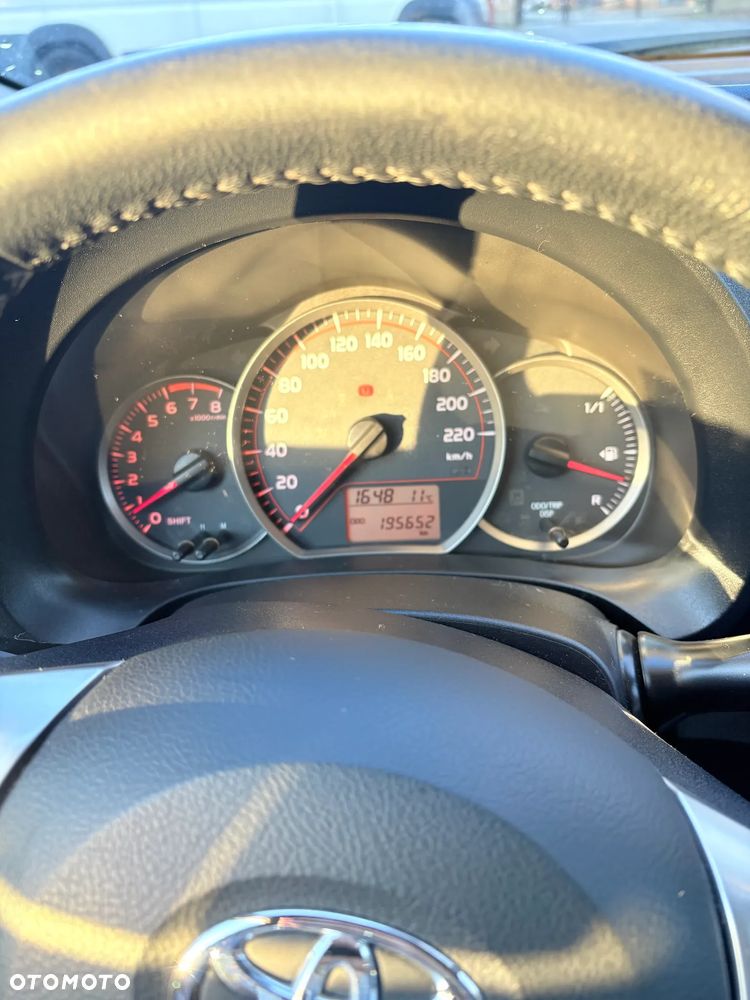 Toyota Yaris 1.0 Premium - 5