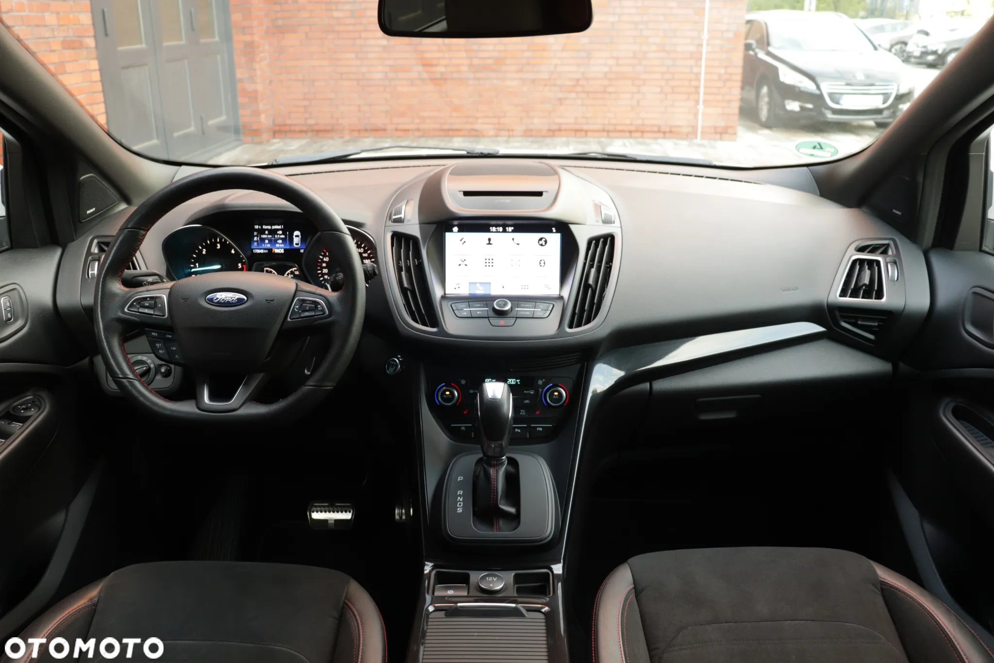 Ford Kuga 2.0 EcoBlue 4x4 ST-LINE - 25