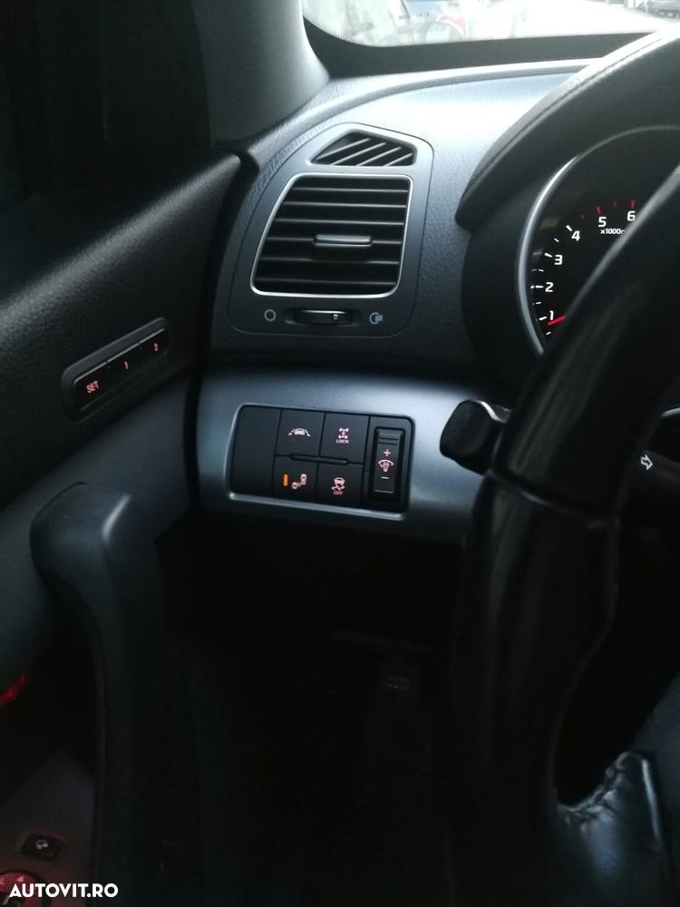 Kia Sorento 2.2 DSL EXECUTIVE AT 4x4 - 12