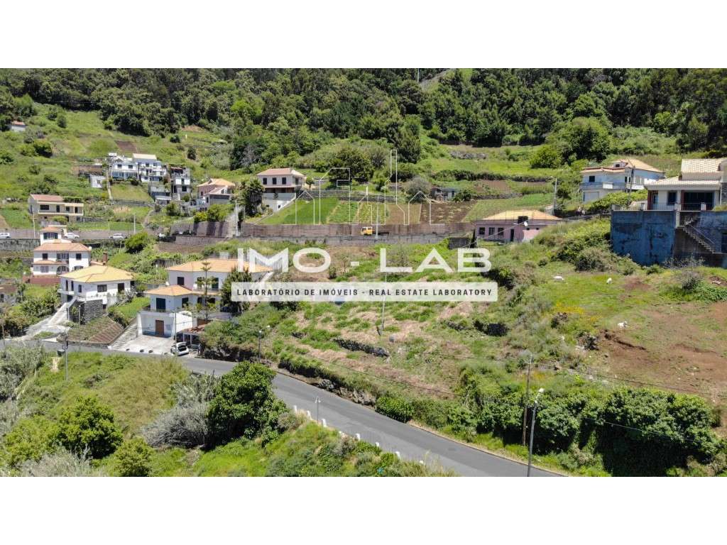 Terreno com 1845m2 - Quinta Grande - Câmara de Lobos - Grande imagem: 4/15