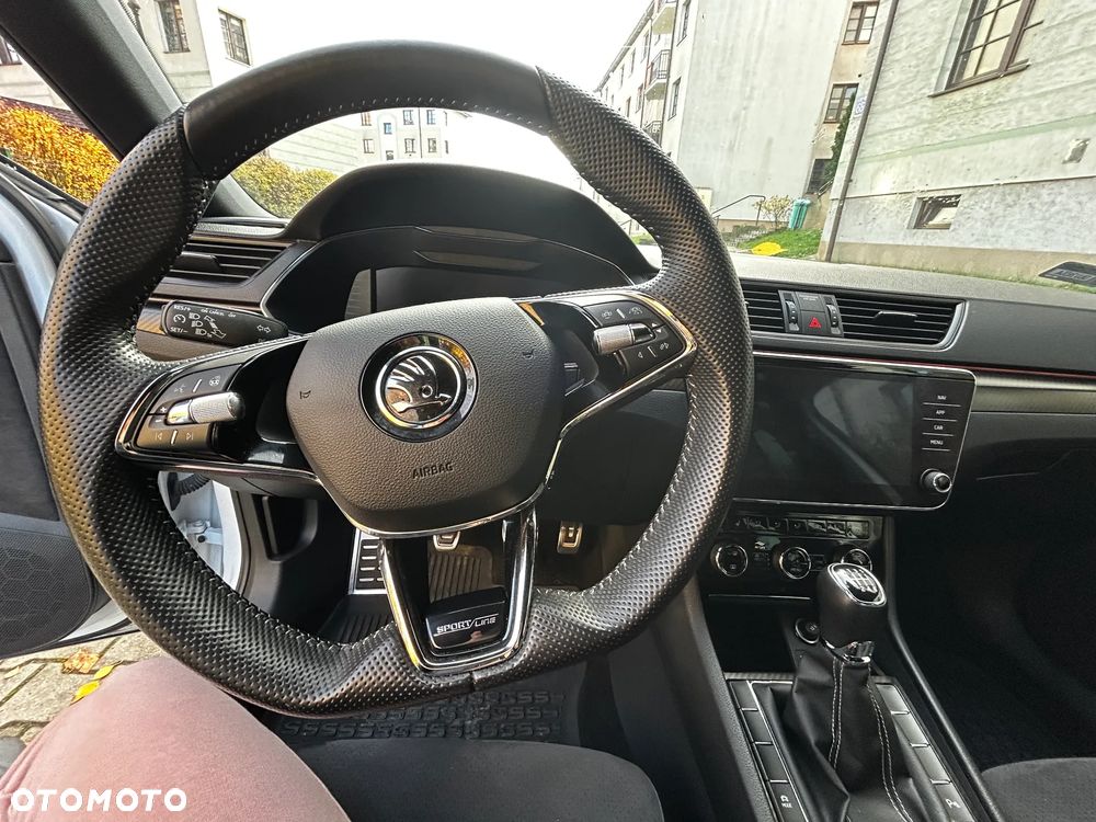 Skoda Superb 1.5 TSI Sportline - 11