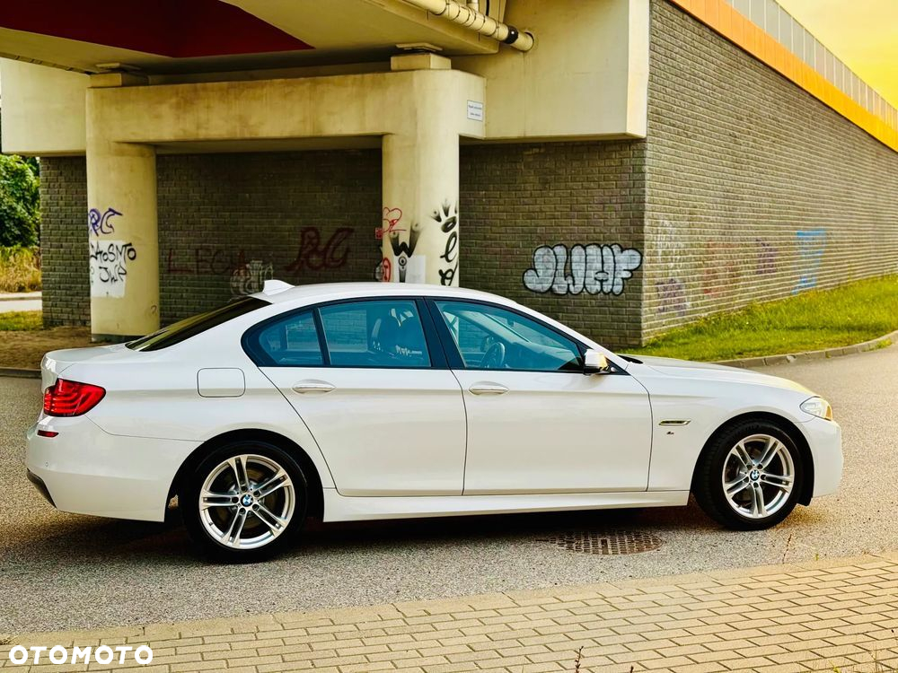 BMW Seria 5 520d xDrive M Sport sport - 12