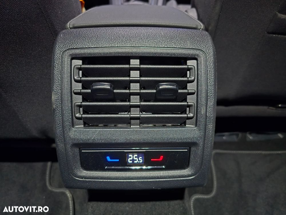 Volkswagen Golf 1.5 TSI Advanced - 27