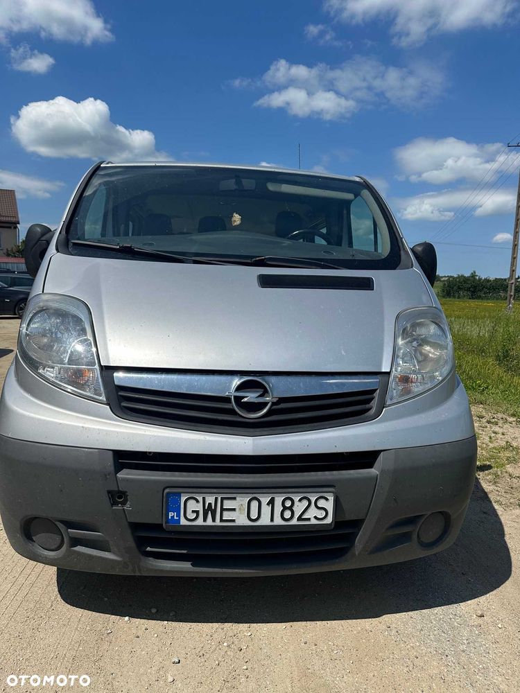 Opel Vivaro - 2