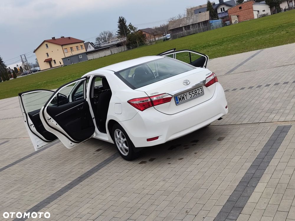 Toyota Corolla 1.6 Comfort - 19