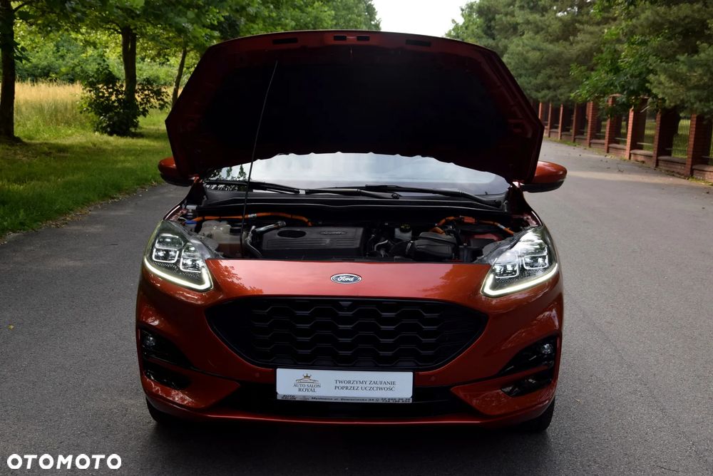 Ford Kuga 2.5P PHEV FWD ST-Line X - 17