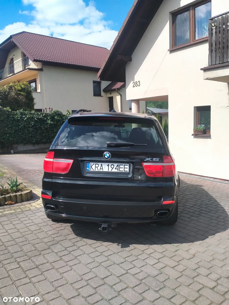 BMW X5 4.8i - 17