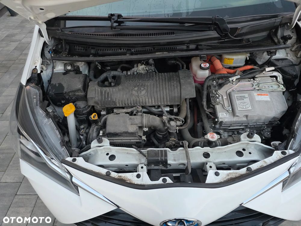 Toyota Yaris 1.5 - 28
