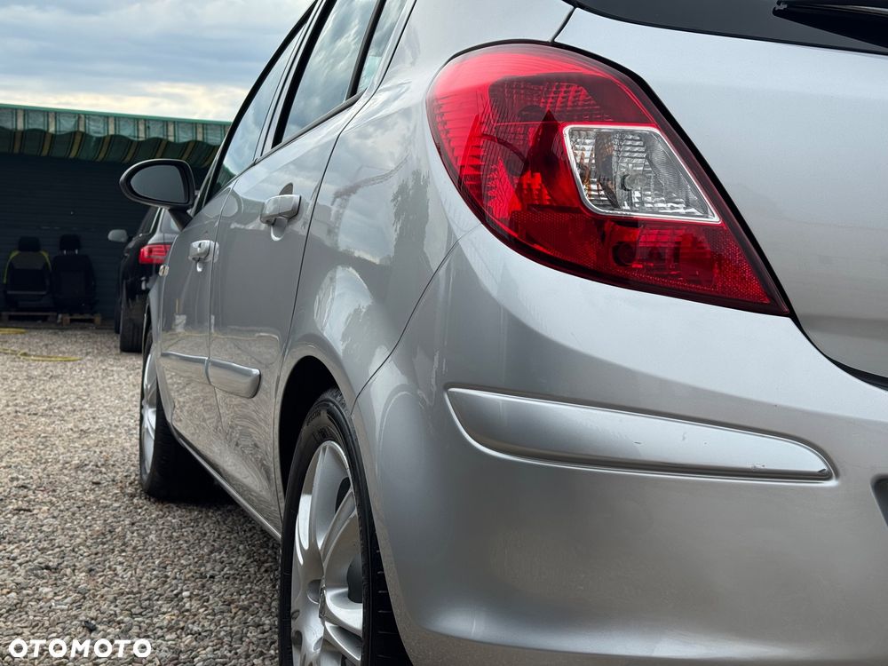Opel Corsa 1.2 16V Comfort - 14