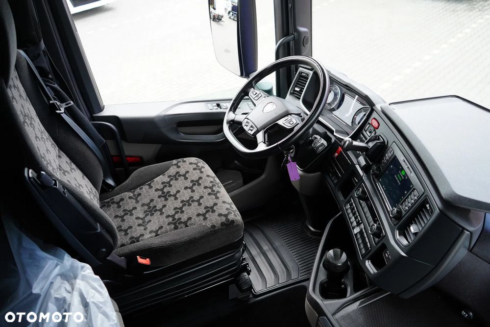 Scania / S 590 / V 8 / E 6 / ACC / BOOGIE / 3 OSIE / RETARDER / DMC 80 000 KG / JAK NOWA - 14