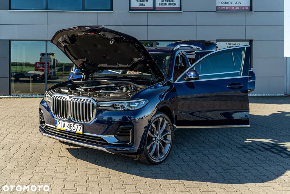 BMW X7 xDrive40i - 16