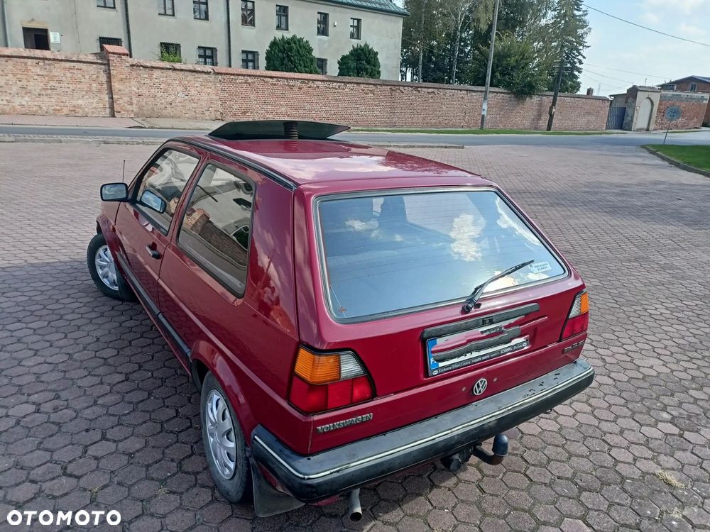 Volkswagen Golf 1.3 - 8