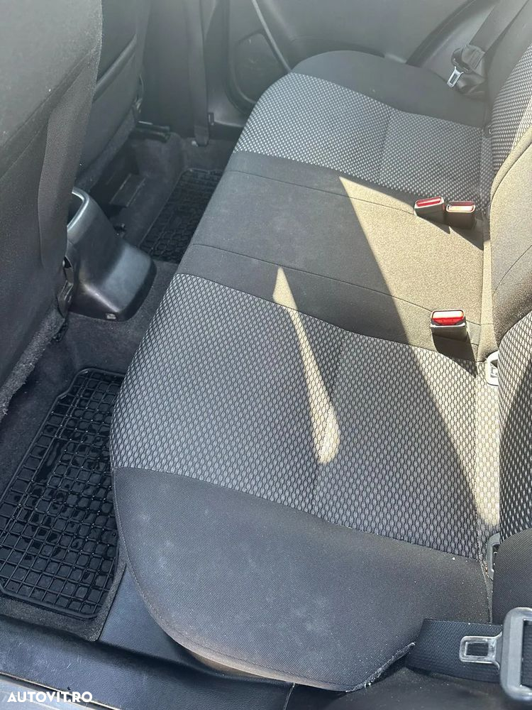 Suzuki Vitara - 8