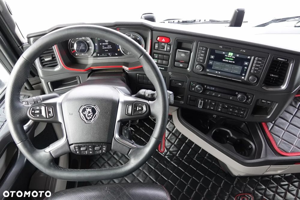 Scania S 530 / V8 / RETARDER   / BOGATE WYPOSAŻENIE / - 28