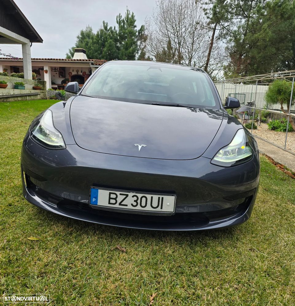 Tesla Model 3 Standard Range Plus RWD - 2