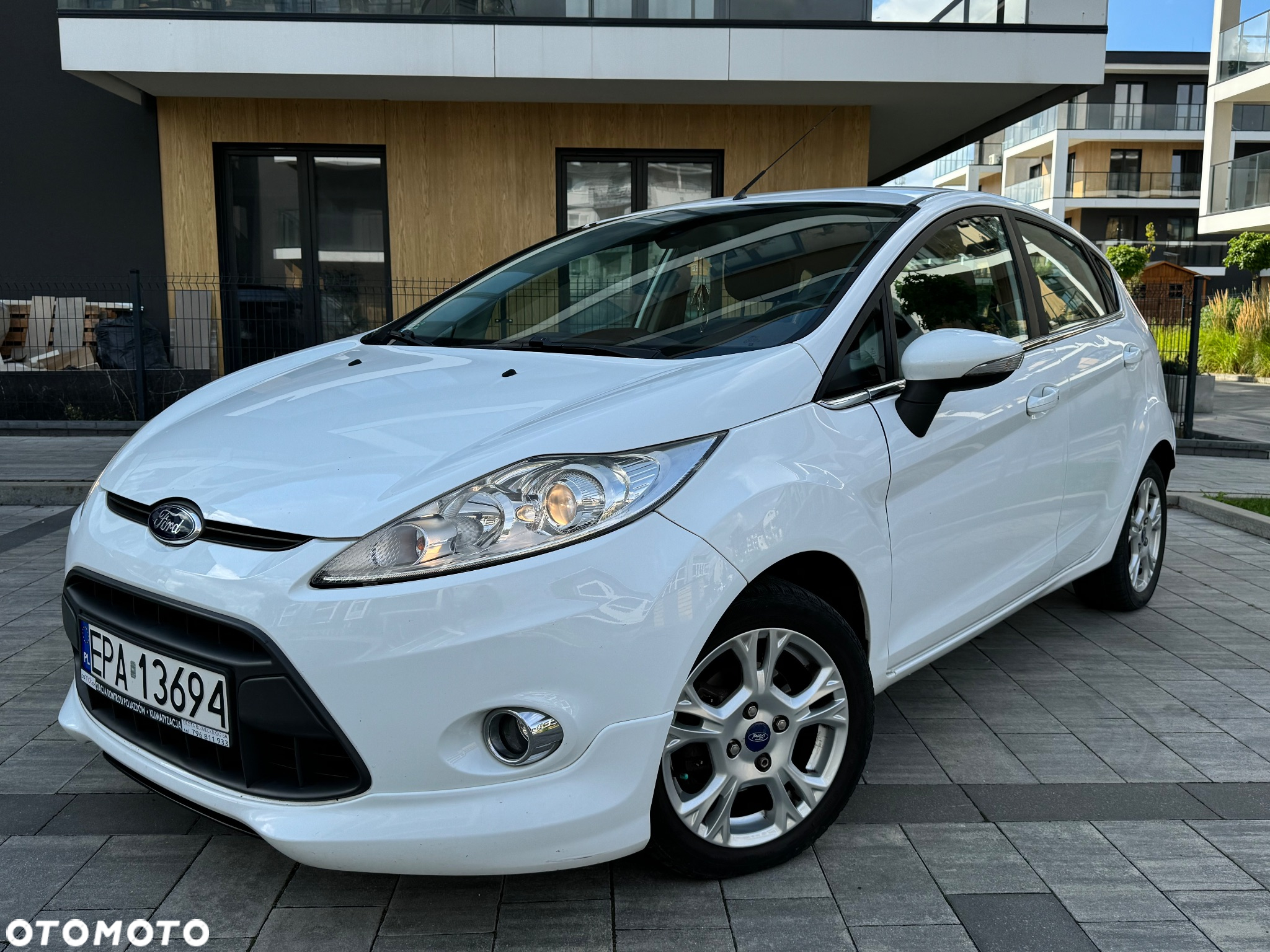 Ford Fiesta 1.6 Platinium X - 2