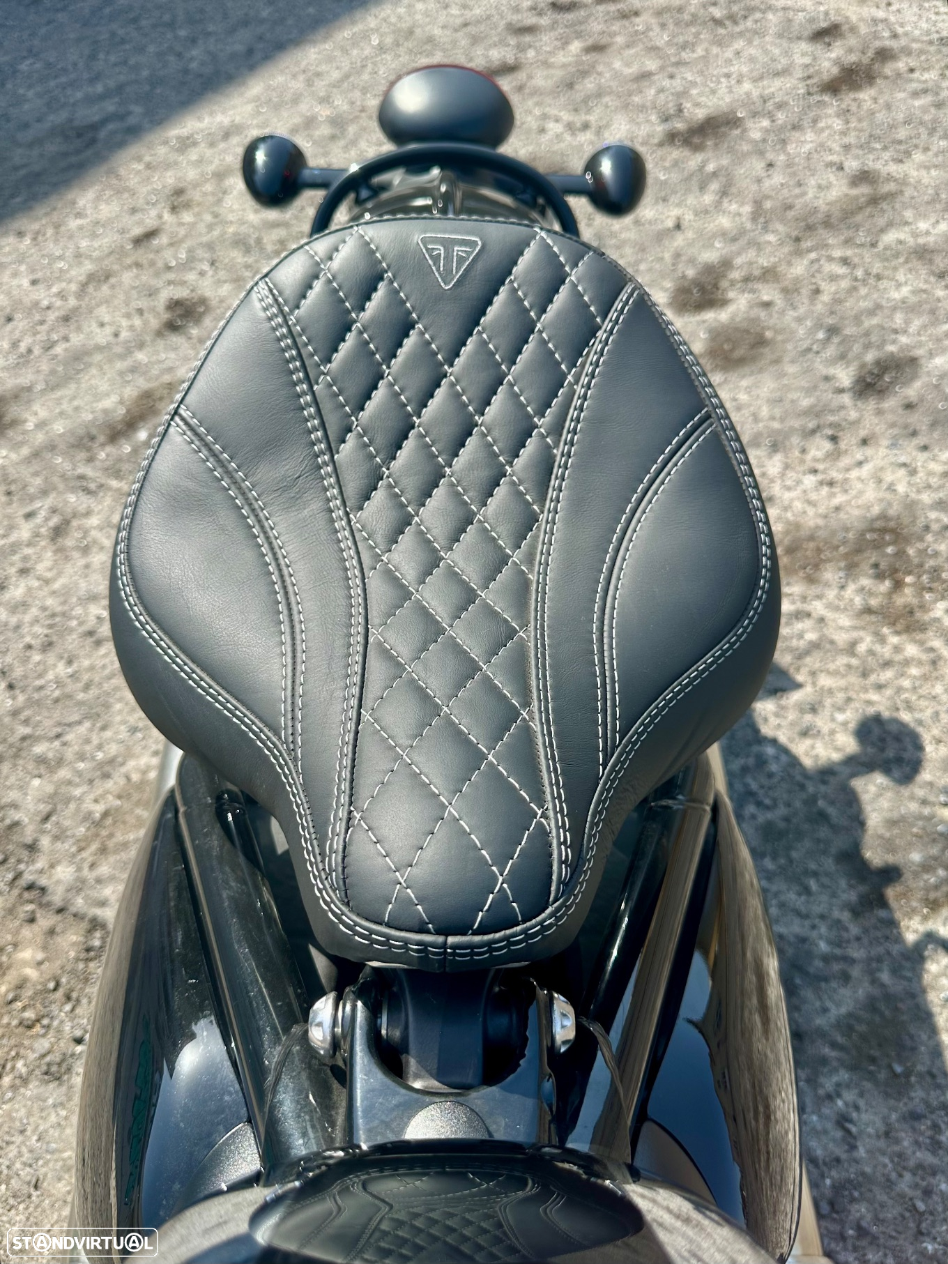 Triumph Bonneville Bobber Chrome (Ed. Especial) - 6