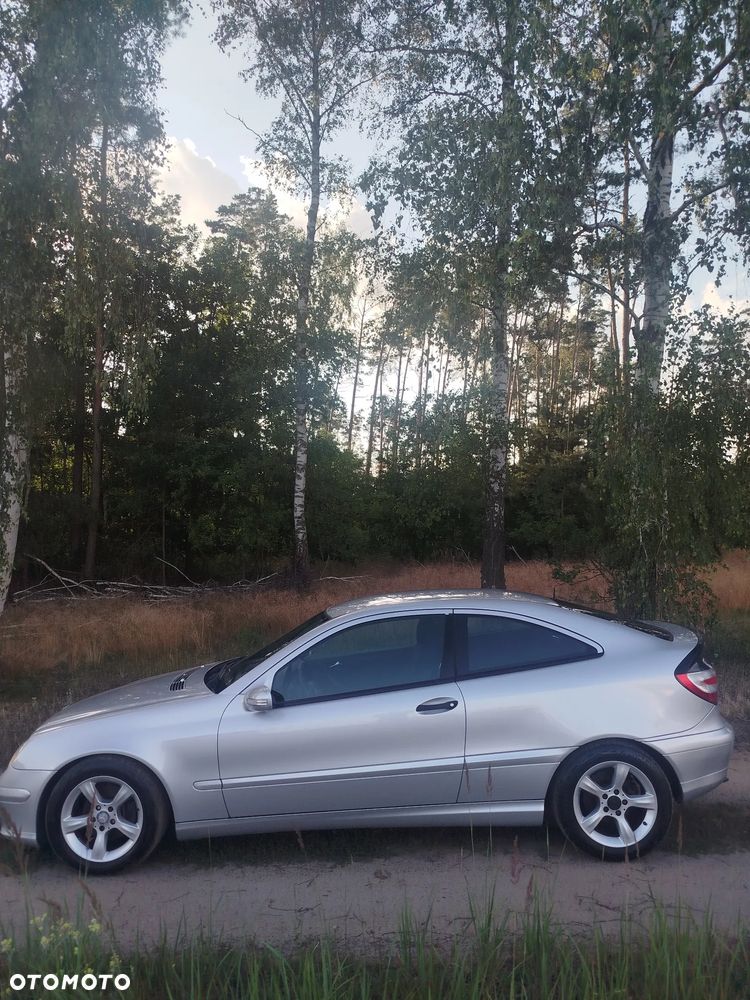 Mercedes-Benz Klasa C 200 CDI Sportcoupe - 3