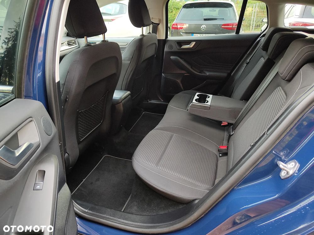 Ford Focus 1.5 EcoBlue Start-Stopp-System TITANIUM STYLE - 16