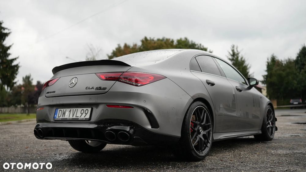Mercedes-Benz CLA - 4