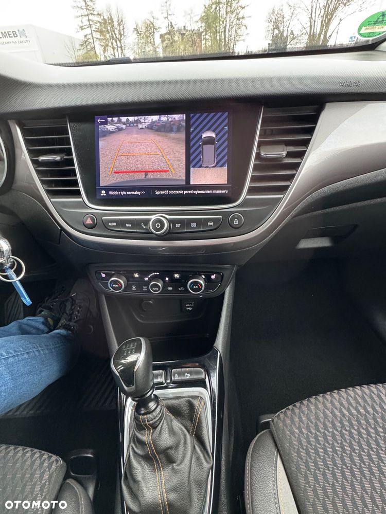 Opel Crossland X - 21