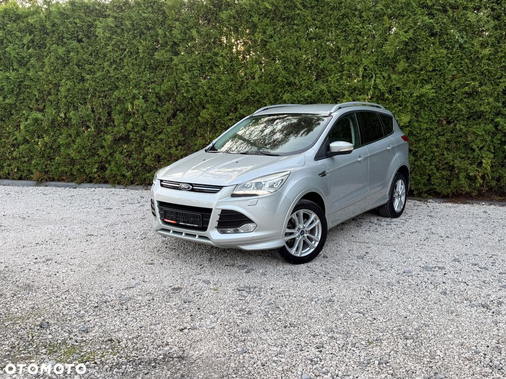 Ford Kuga - 1