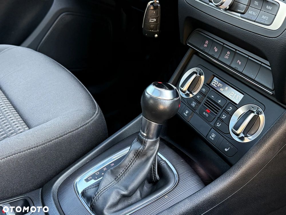 Audi Q3 2012 photo 4