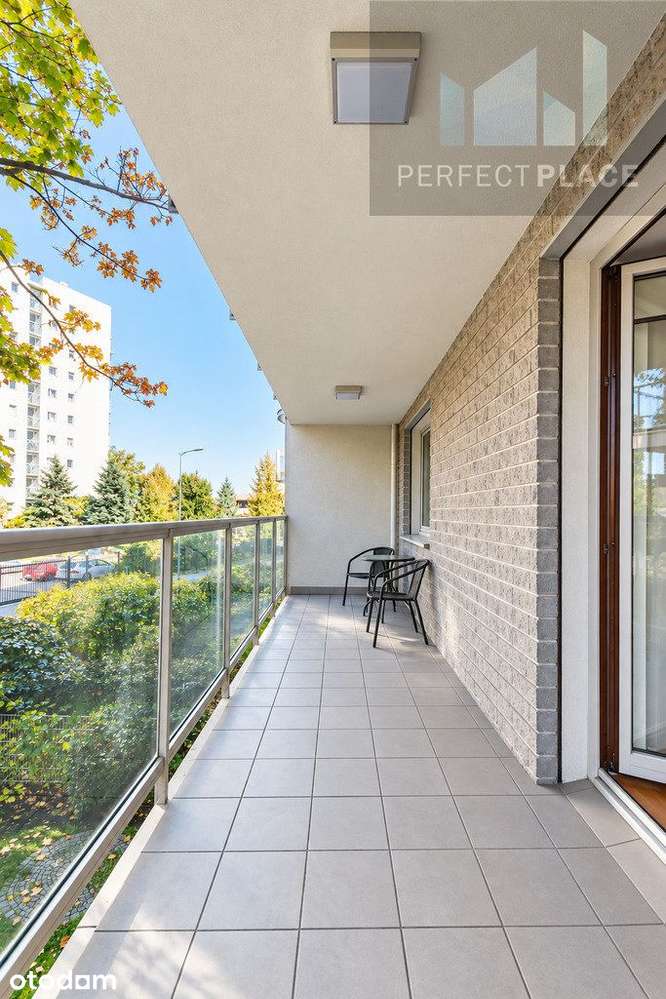Ładne mieszkanie, oddzielna kuchnia, balkon