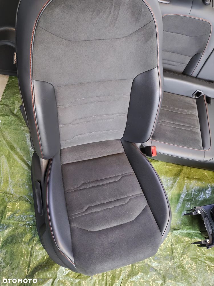 SEAT ATECA FR LIFT fotele skóra stan wzorowy 3 tys km - 6