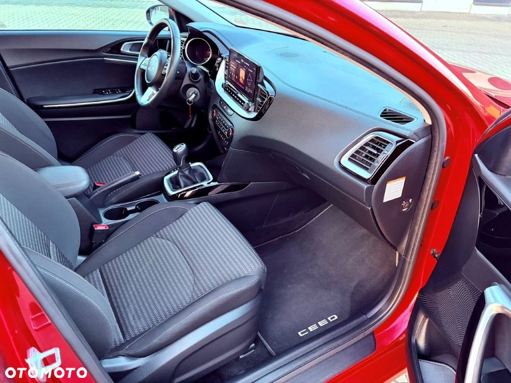 Kia Ceed 1.6 CRDi SCR L Business Line - 25