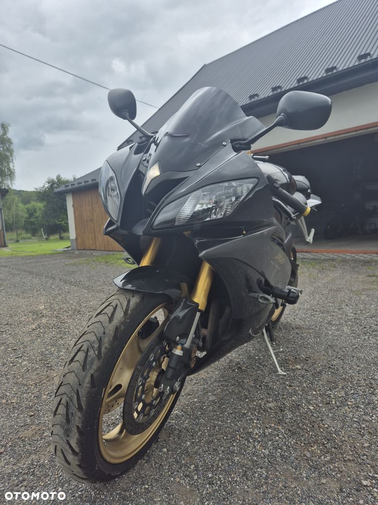 Yamaha R6 - 5
