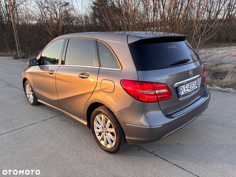 Mercedes-Benz Klasa B 180 CDI BlueEFFICIENCY Edition Style - 6