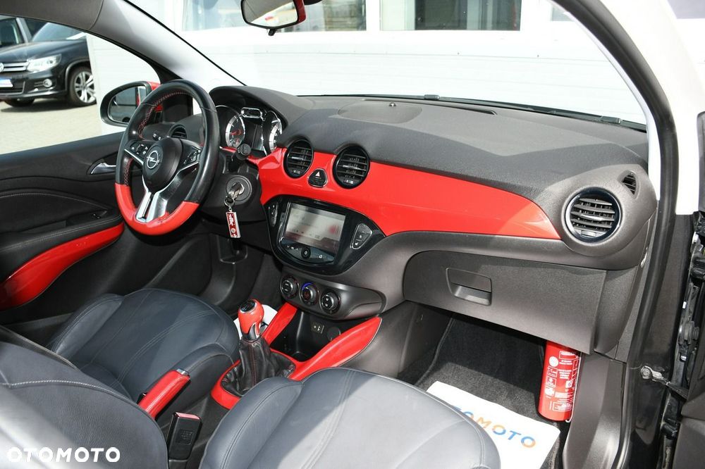 Opel Adam 1.2 - 23