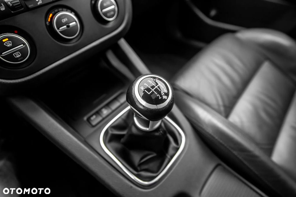 Volkswagen Golf 2.0 GTI - 31