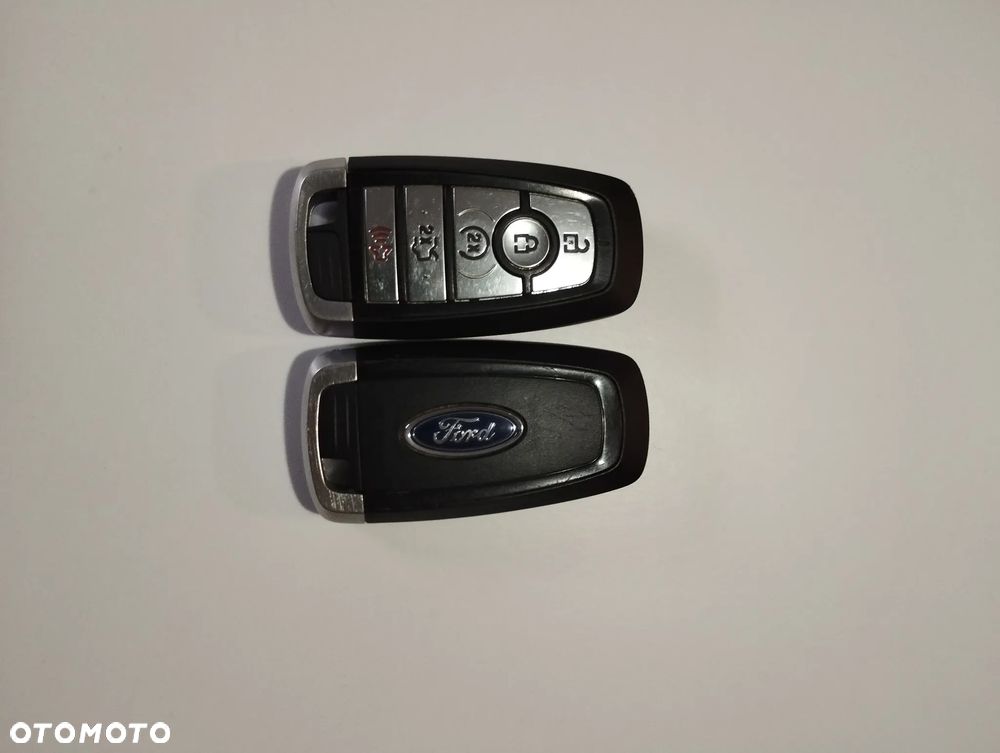Ford Edge 2.0 EcoBlue Bi-Turbo 4x4 Titanium - 8