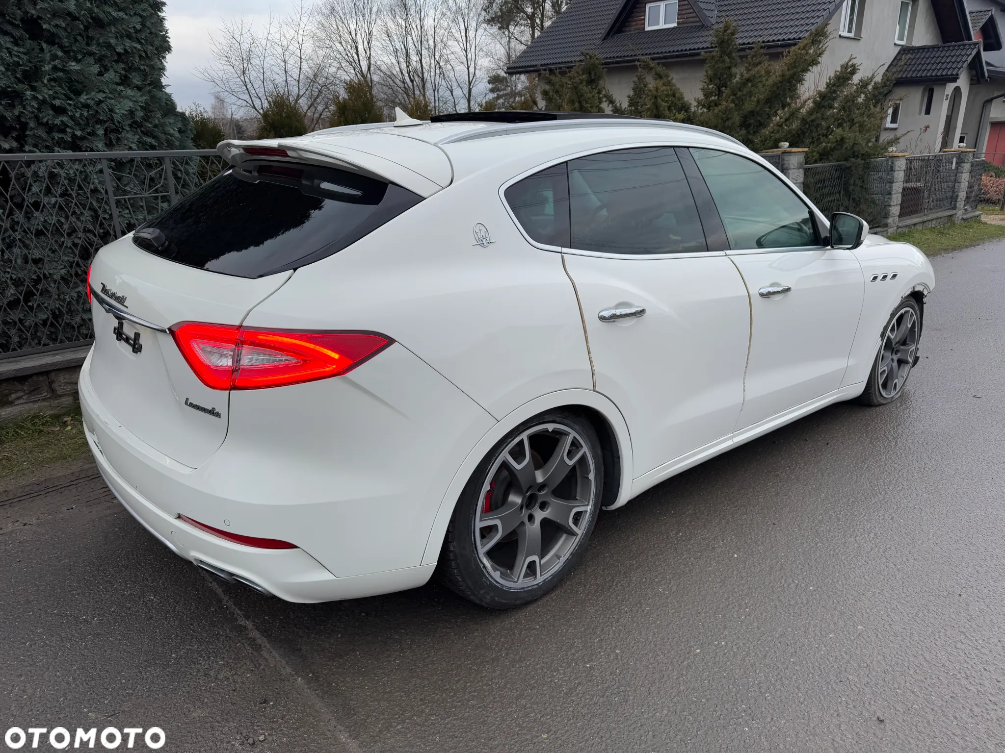 Maserati Levante Q4 - 3