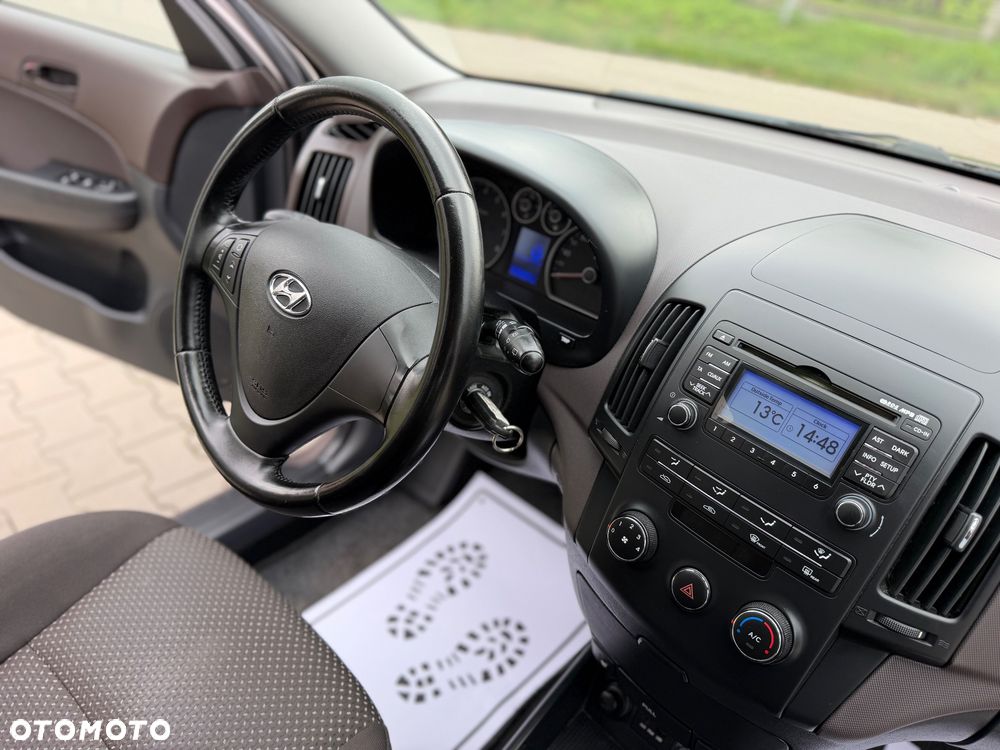 Hyundai i30 1.4 FIFA WM Edition - 33